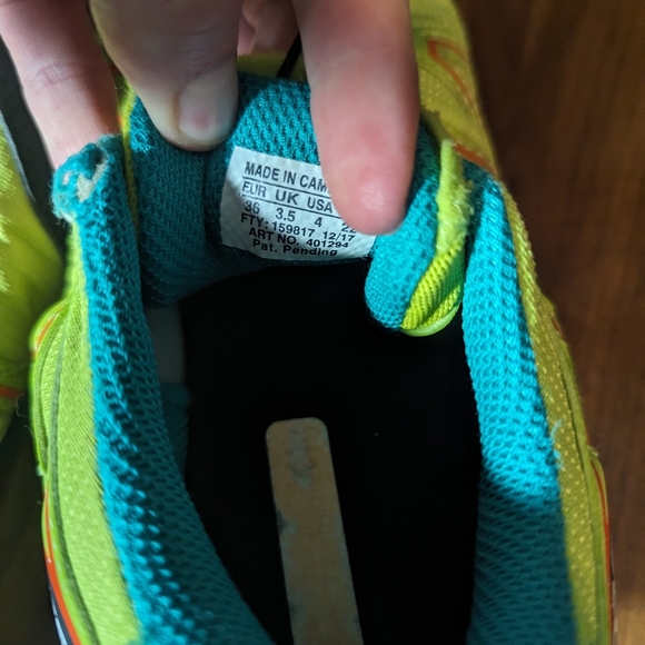 Salomon Sneakers - Picture 10 of 10